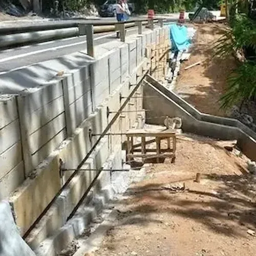 Projeto de Muros de Contenção em Cascavel: Soluções Estruturais com Base Geotécnica